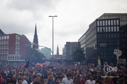 More then 75.000 demonstrate against G20