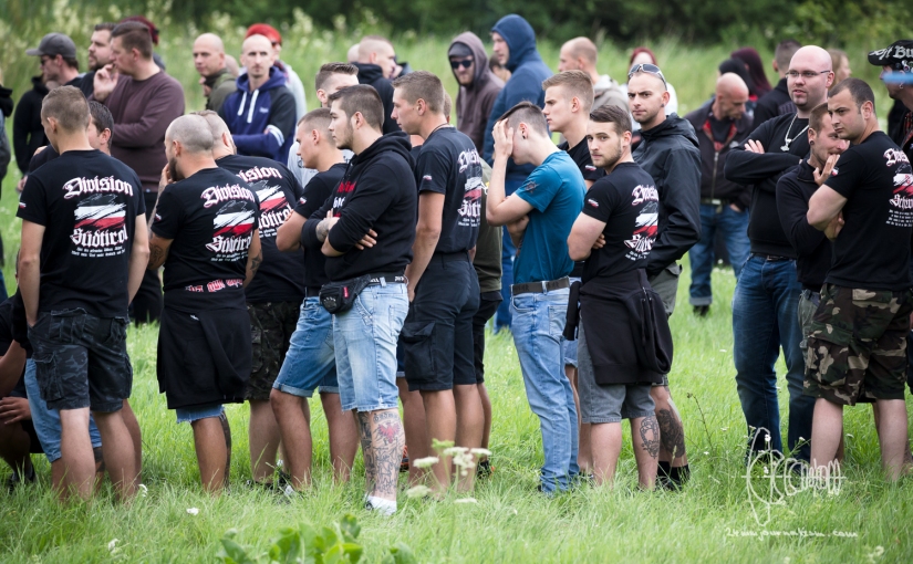 [Picture Gallery] Neonazis hold Rock-Concert in Themar